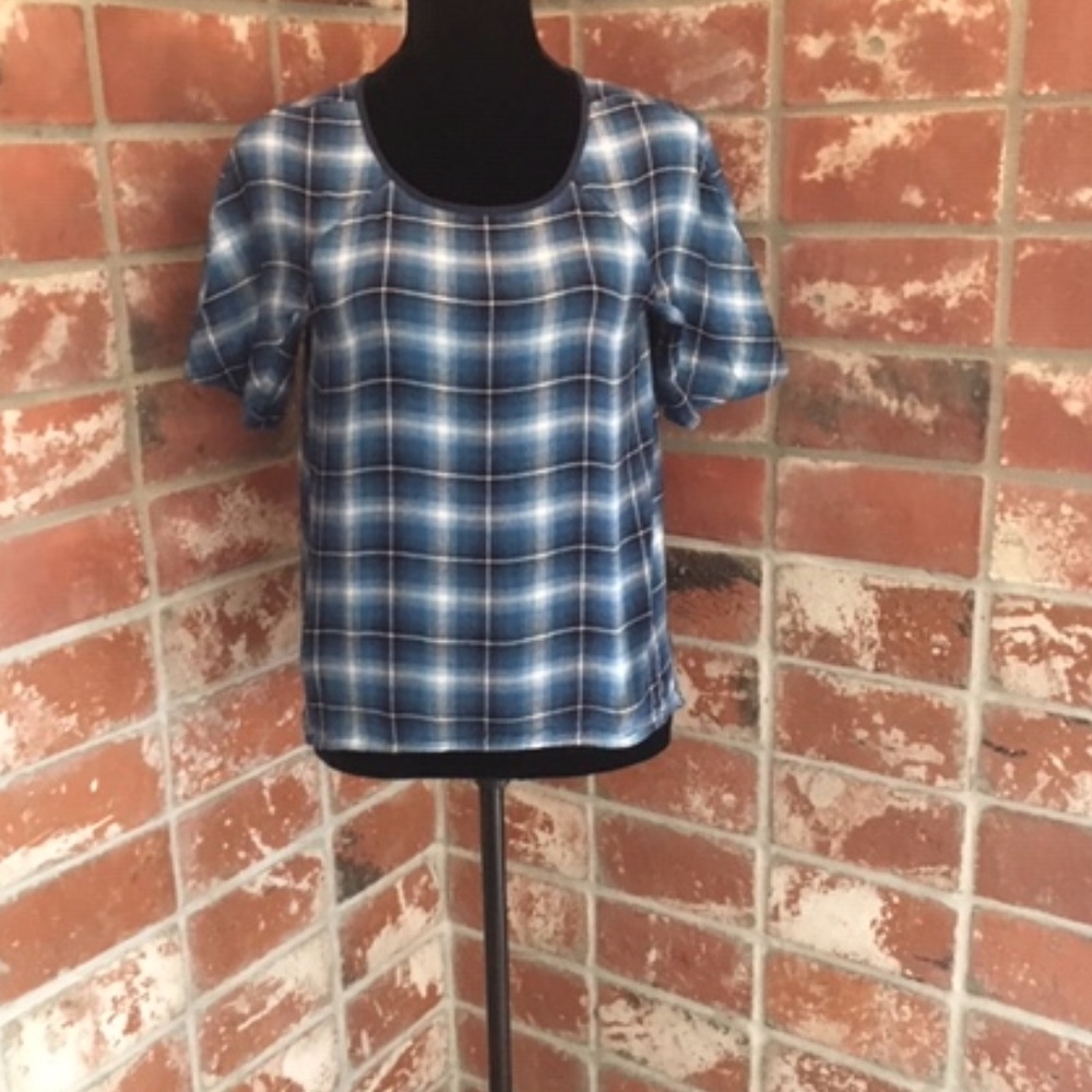 BCBGeneration Summer-y Plaid Short-Sleeved Shirt
